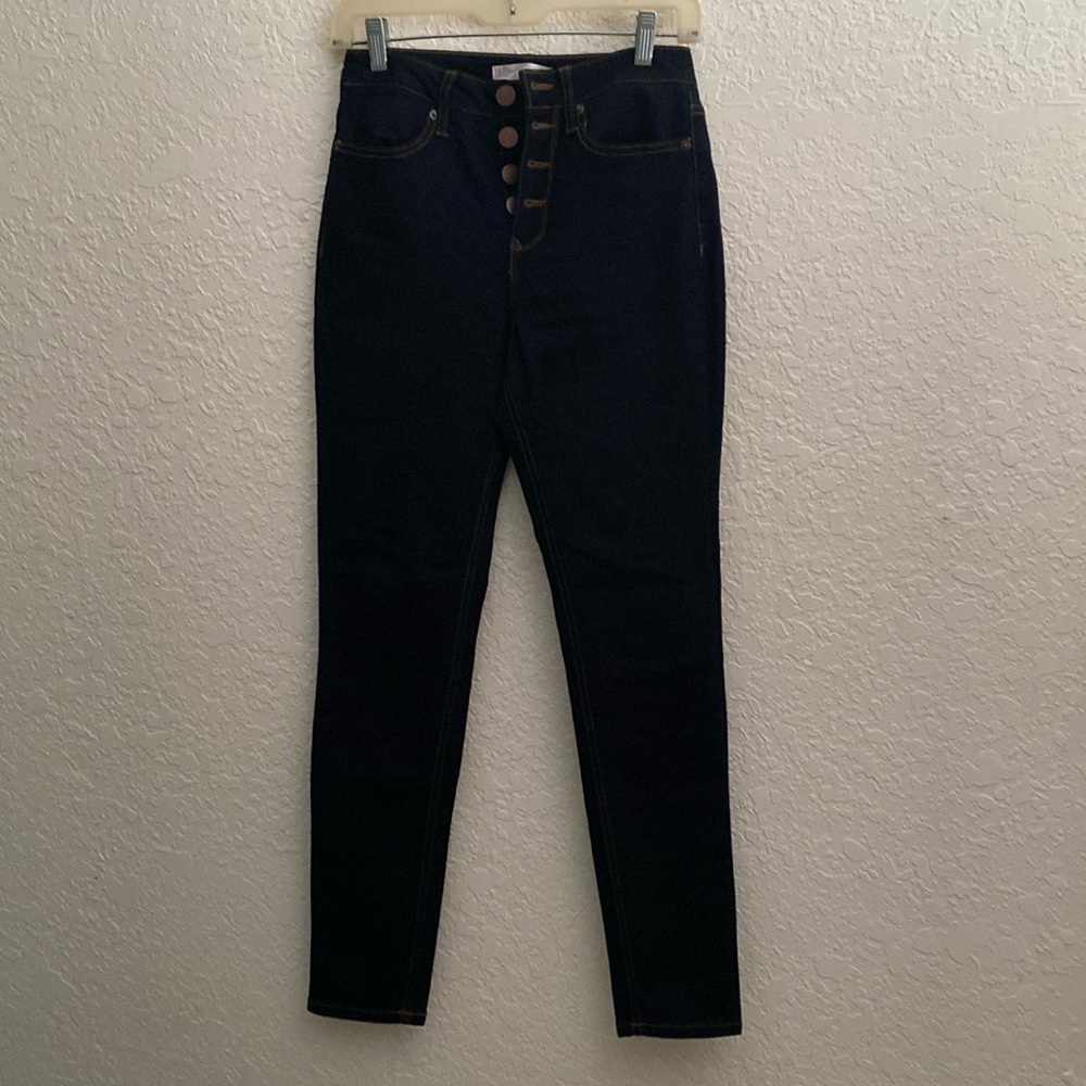 Woman’s jeans, size 7, blue